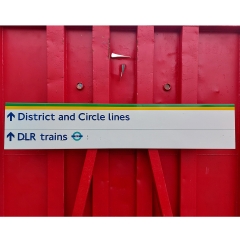 District and Circle Line/DLR Trains Sign (Arrows Up) (1062023)