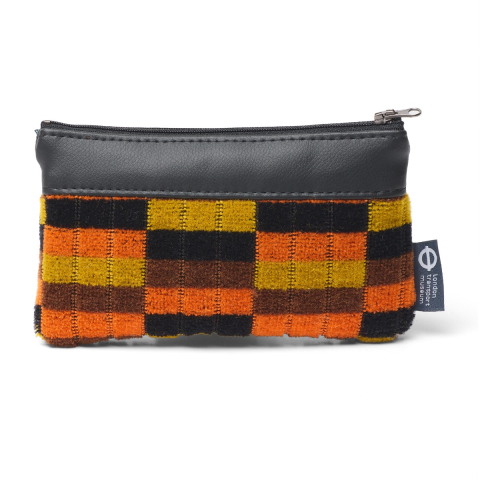 Moquette Purse - District