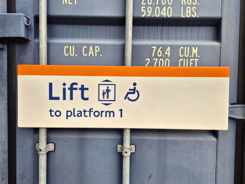 Lift to Platform 1  (1112024)