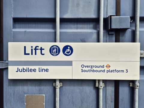 Lift Sign - Jubilee Line - Overground (2162024)