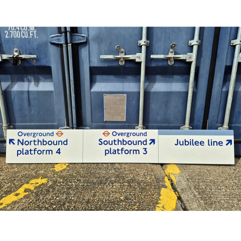 Overground Northbound/Southbound Platform Jubilee Sign (2192024)