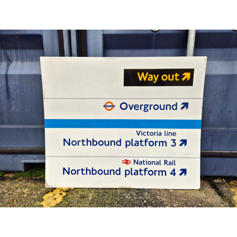 Wayfinder - Way Out Overground Victoria Line (152025)