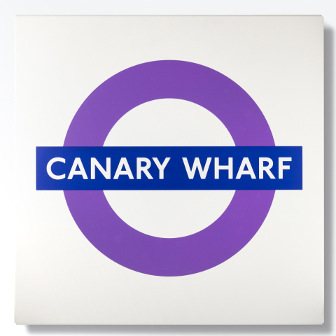 Elizabeth line Sign Canary Wharf